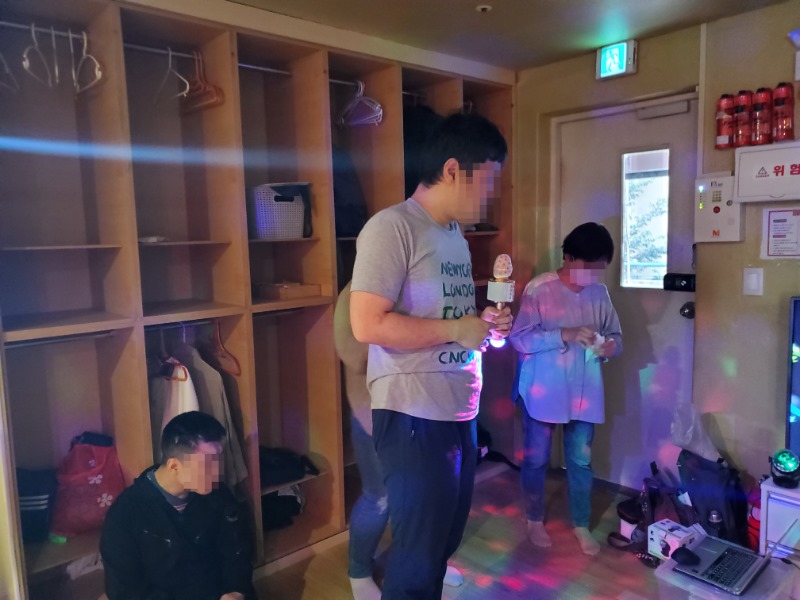 자기주장_노래방_이정우 (2).jpg