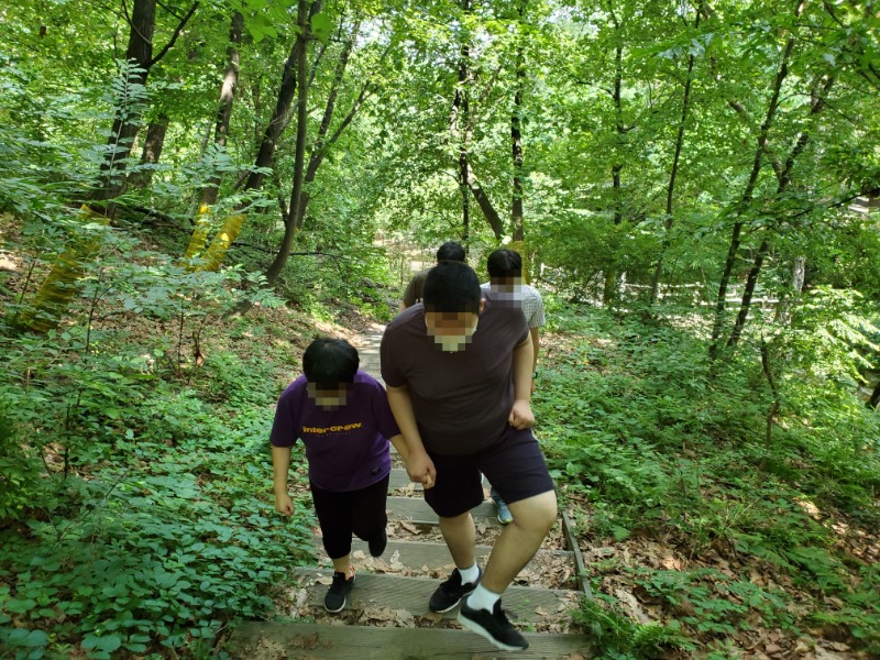 일자산등산_한후남,김윤곤 (2).jpg